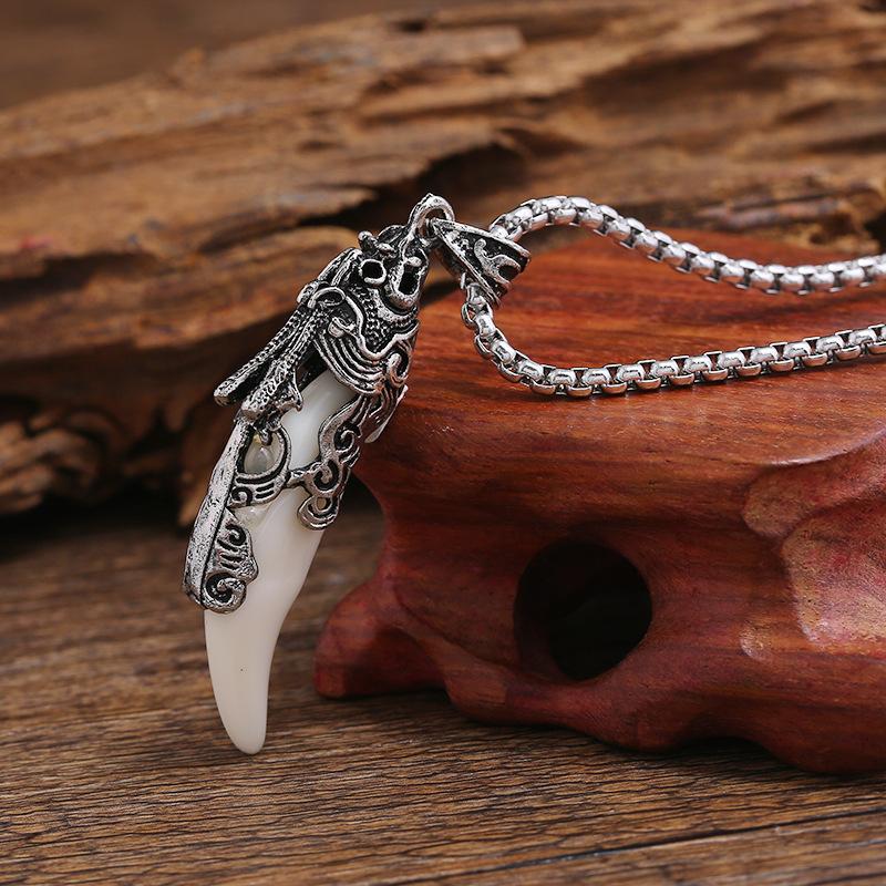 Retro Imitation Wolf Tooth Dog Tooth Pendant Titanium Steel Necklace Men and Women Versatile Personalized Pendant Couple Trendy Cool Sweater with