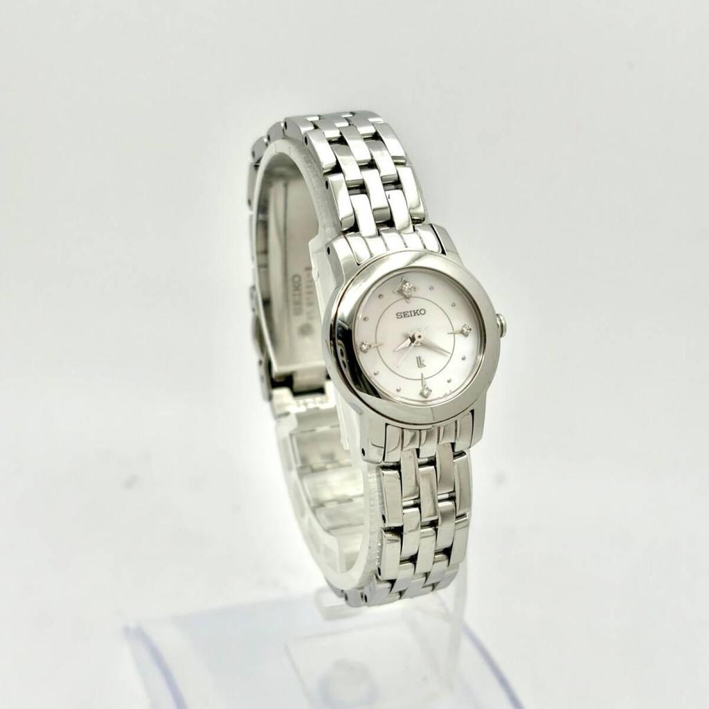 Used [New Battery] SEIKO 4P Diamond Shell Ladies Watch Silver 1N01-0HE0 573019