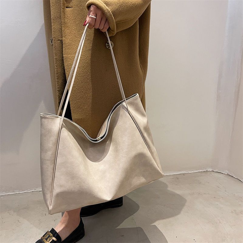 Korean Bag for Women Large Handheld Bag Niche Design Versatile Shoulder Casual Underarm Bag 1609₽