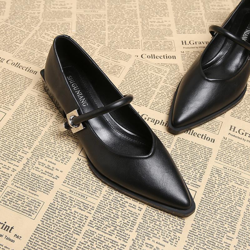 

73598-1 Весенне-летняя женская обувь 2025 популярная универсальная удобная остроносая обувь с мелким вырезом на толстом каблуке ретро туфли-лодочки 37 чёрный