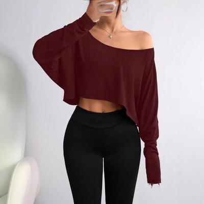 Haut court tendance épaules nues coupe ample Printemps/Automne 2025