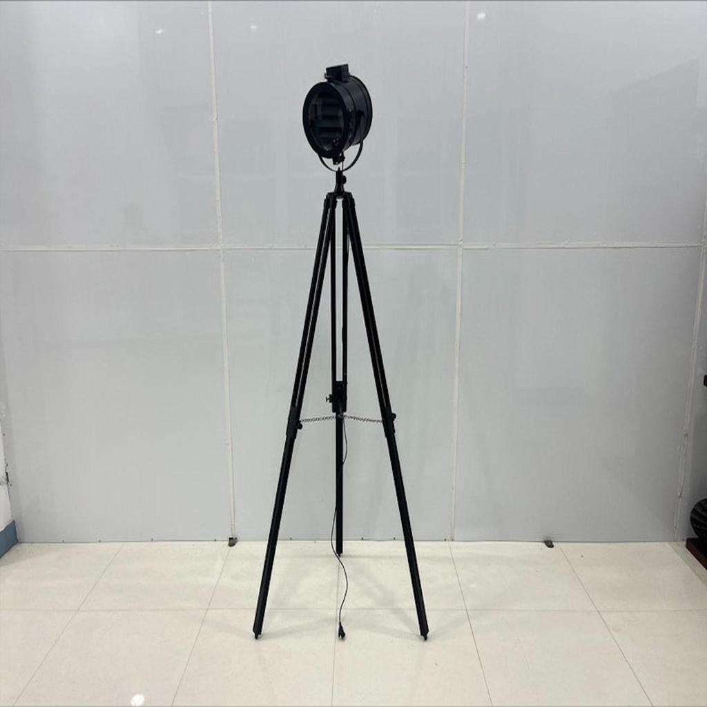 Floor Tripod Spotlight Lamp Theater Searchlight Metal With Wooden Tripod Decorative Full Mate Black