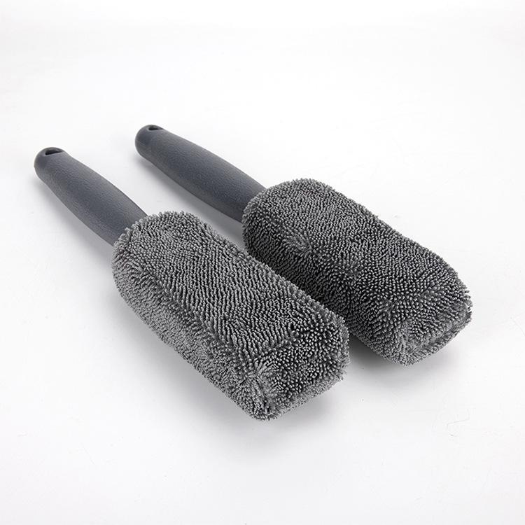 Sınır Ötesi Uzun Saplı Araba Yıkama Fırçası - Mikrofiber Örgülü Jant ve Lastik Temizleyici