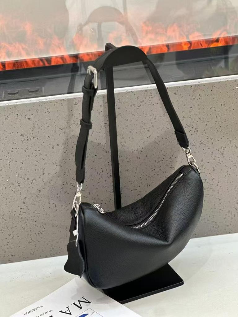 Women's Bag Niche Leather Dumpling 2025 New Style Cross-border Casual Portable Underarm Crescent