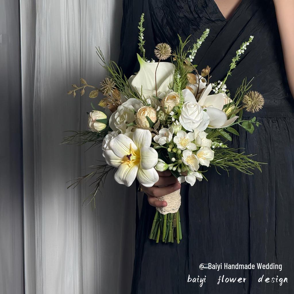 New Bride Wedding Bouquet - Lily & Rose Bridal Simulation Bouquet