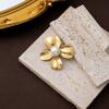 Retro Metal Four-Leaf Clover Brooch, Temperament Antique Original Light Luxury Pearl Creative Accessories
