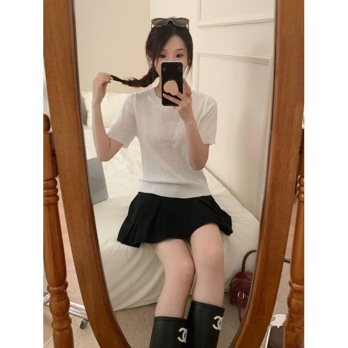 Round-neck Short-sleeved Hollowed-out Knitted Top for Women In The New Summer Style
