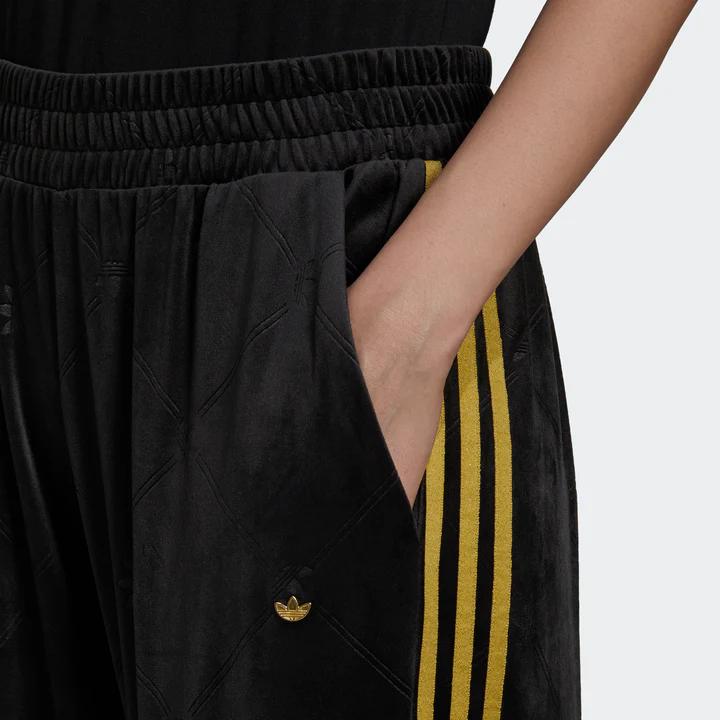 Adidas Originals Velour Embossed Logo Cuffed Retro Sports Knit Pants Women bottoms H18023