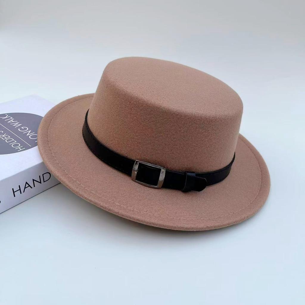 Hepburn woolen flat top top top hat women's spring and autumn winter French retro flat-brimmed jazz hat shows the face small felt hat versatile