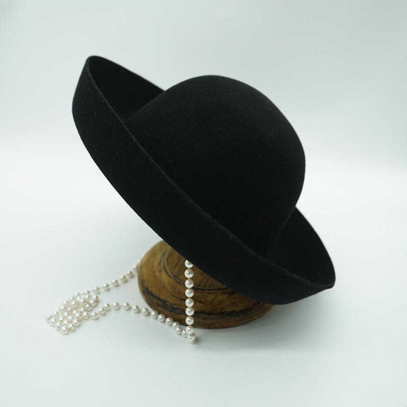 Japanese Flanged Hemming Black Woolen Woolen Basin Hat Women'S Autumn And Winter French Retro British Top Hat Pearl Chain Elegant Trend