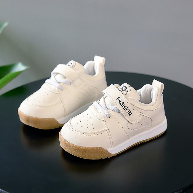 Children's board shoes autumn boys and girls baby shoes classmates 2025 new boys leather soft sole toddler shoes sports shoes