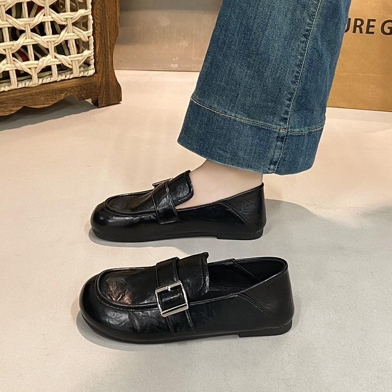 Fashion Women Casual Shoes Spring Autumn New Fashion Buckle Strap Slip On Flats Lightweight Comfortable Vintage Soft Sole Leather Shoes