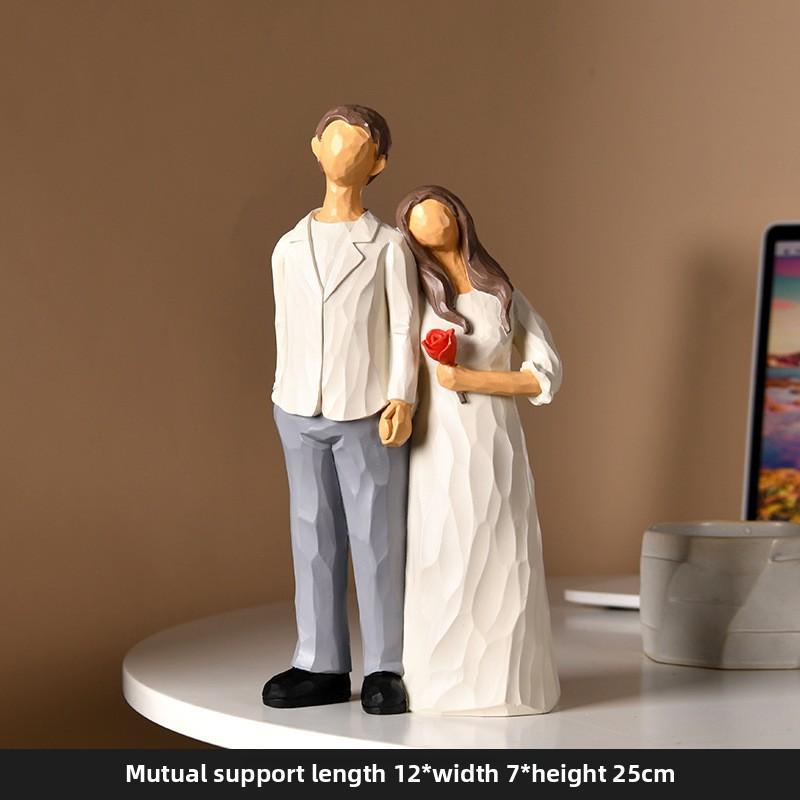 Couple Minimalist Luxury Decorative Figures for Home Living Room Decoration, Wine Cabinet Resin Figurines, Statues, Handicrafts