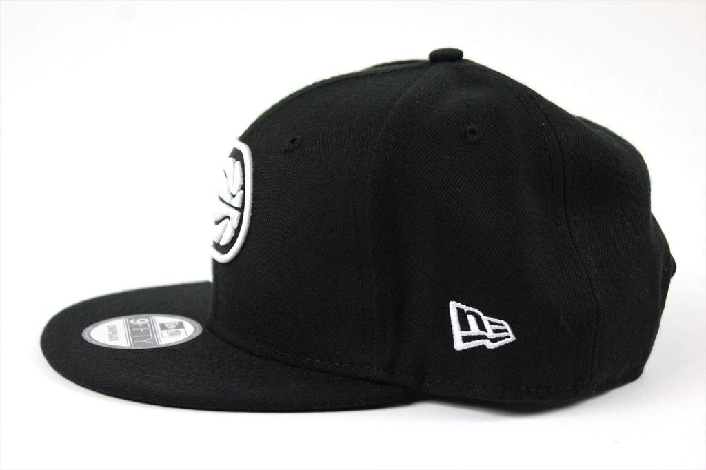 NEW ERA 9FIFTY Snapback Cap Black And White NBA Eastern Conference Indiana Pacers Indiana Pacers