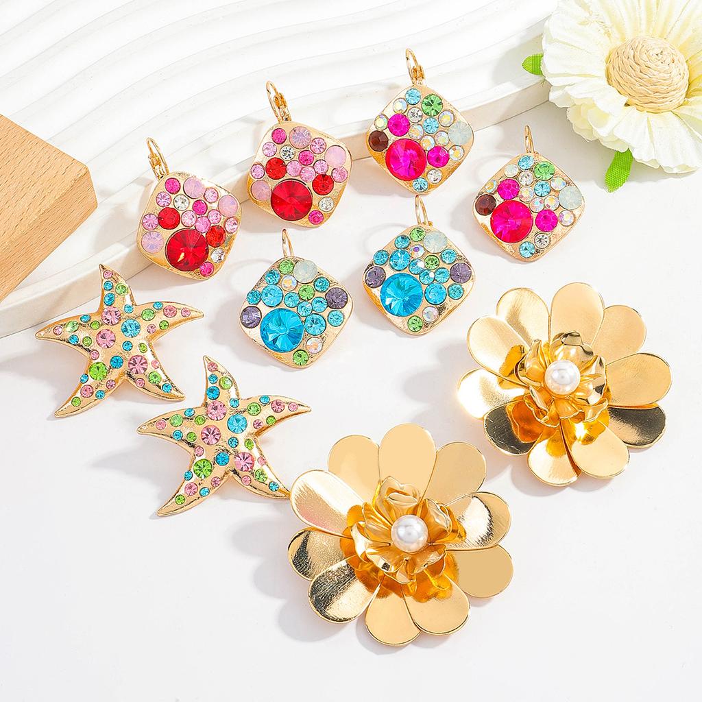 Diamond-set Starfish Earrings, Colorful Rhinestone Fashion Light Luxury Earrings, High-end Flower Simple Stud Earrings, Women