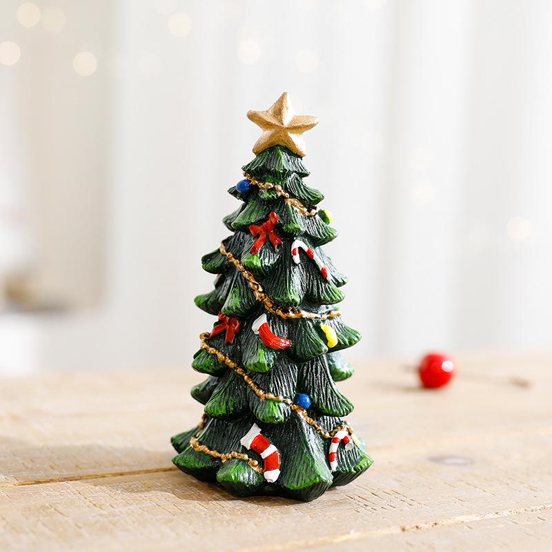 European Style Mini Christmas Tree Resin Ornament – Desktop Party Decoration