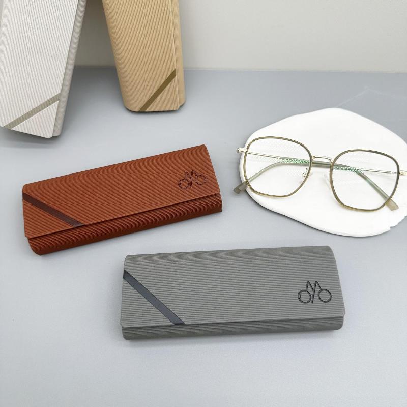 Striped Leather Eyeglasses Case Minimalist Portable Stylish Spectacle Holder Box for Men Boys Students