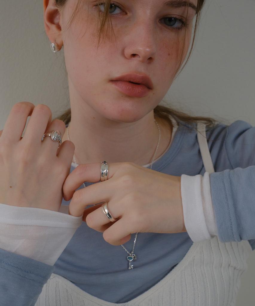 Reve Melting Stone Ring