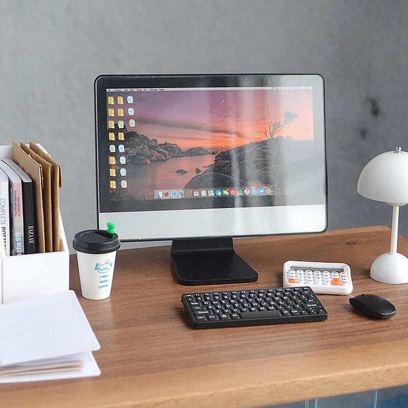 Puppenhaus-Arbeitszimmer im Maßstab 1:12, 1 Set Mini-Computermaus und Tastatur, Miniatur-Simulationsmodell für Miniaturmöbelzubehör