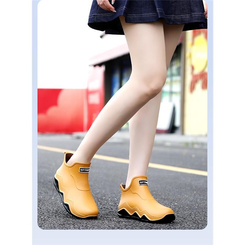 Fashionable Non-slip, Wear-resistant And Odor-resistant Rain Boots
