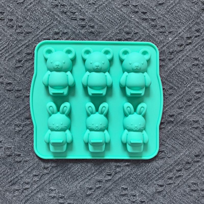 Creative Bear Rabbit Shaped Chocolate Silicone Mold 3D Candy Pudding Biscuit Cake Baking Mold