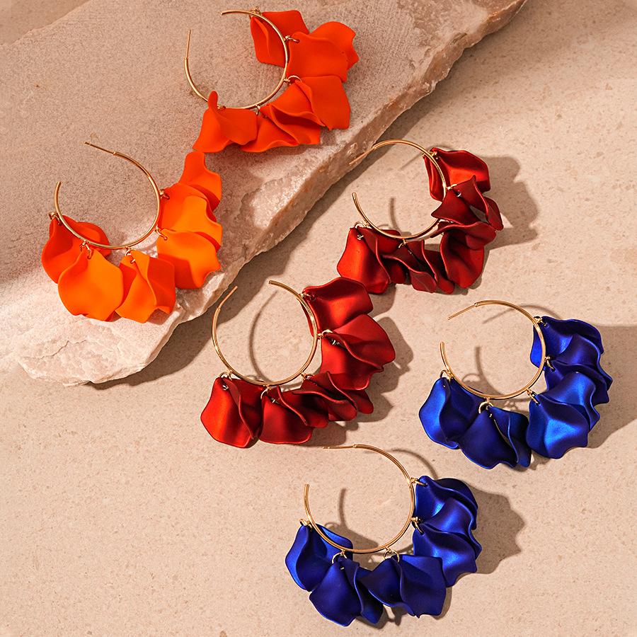 Vintage Acrylic Flower Petal Geometric Silver Needle Ear Loop Earrings
