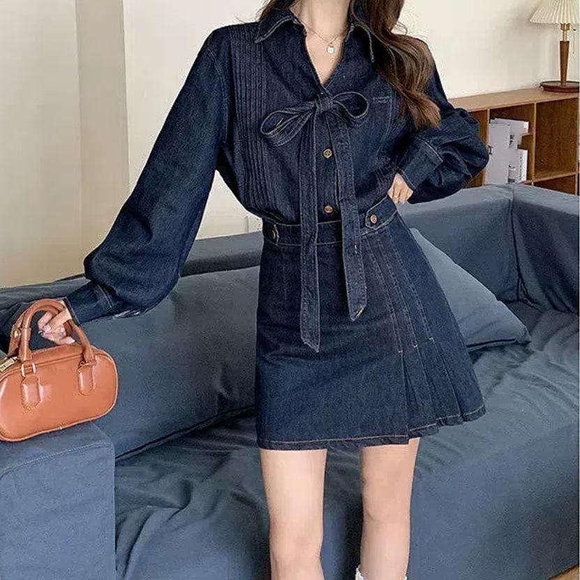 

Комплект из рубашки и юбки из джинсовой ткани в стиле ретро в стиле Гонконг 2025 года L [Recommended 110-120 lbs]