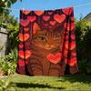 1pc Heart Cat Print Outdoor Flannel Blanket , Machine Washable Perfect Gift for Birthday , Holiday Travel Accessory , Durable Material