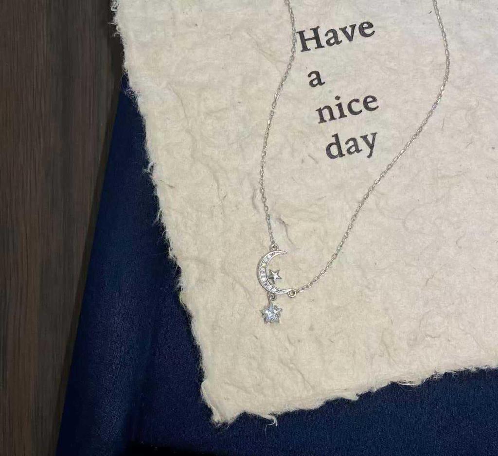 18K Gold-Plated Sterling Silver Star & Moon Diamond Pendant Necklace for Women - Luxury Design Clavicle Chain