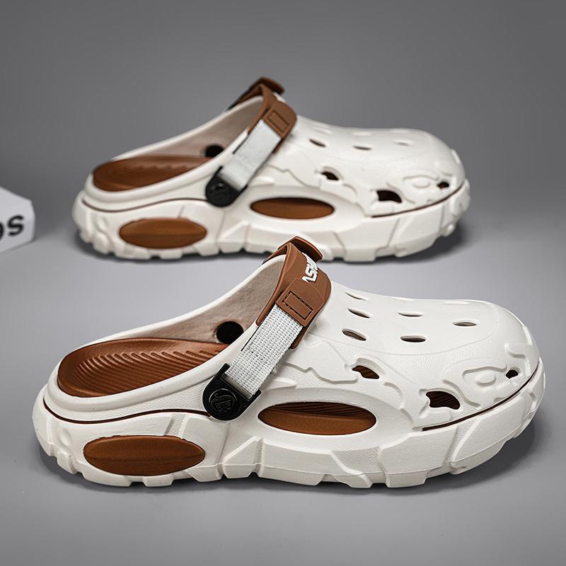 Fashion Clogs Men Sandals Lightweight Breathable Slip-On Sandals Non-Slip Water Shoes for Summer Beach Sandals