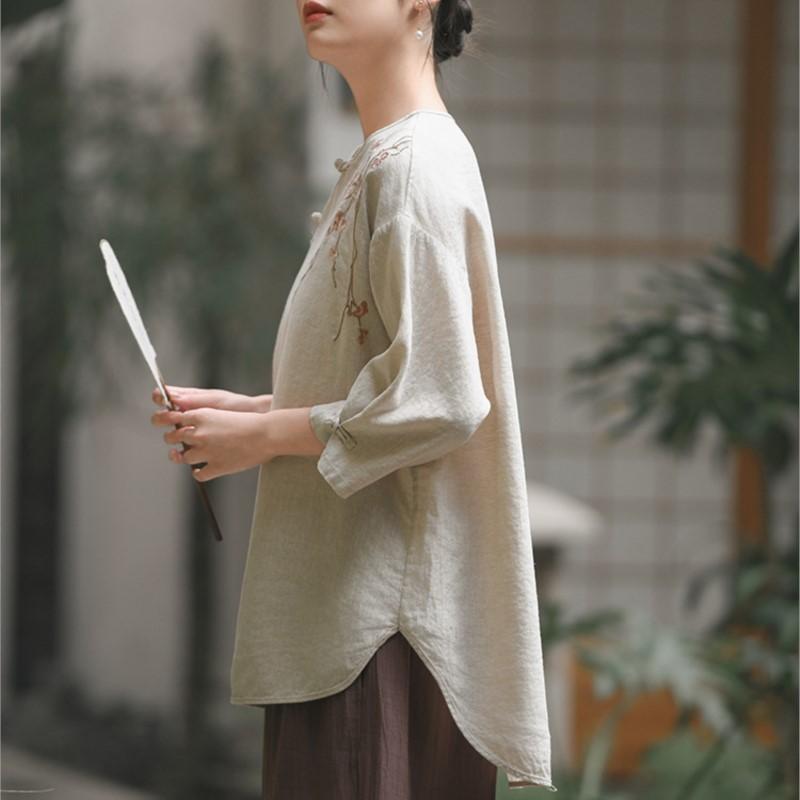 Johnature Women Embroidery Floral Shirts O-Neck Tops Chinese Style Solid Color Blouses Summer Loose Shirts