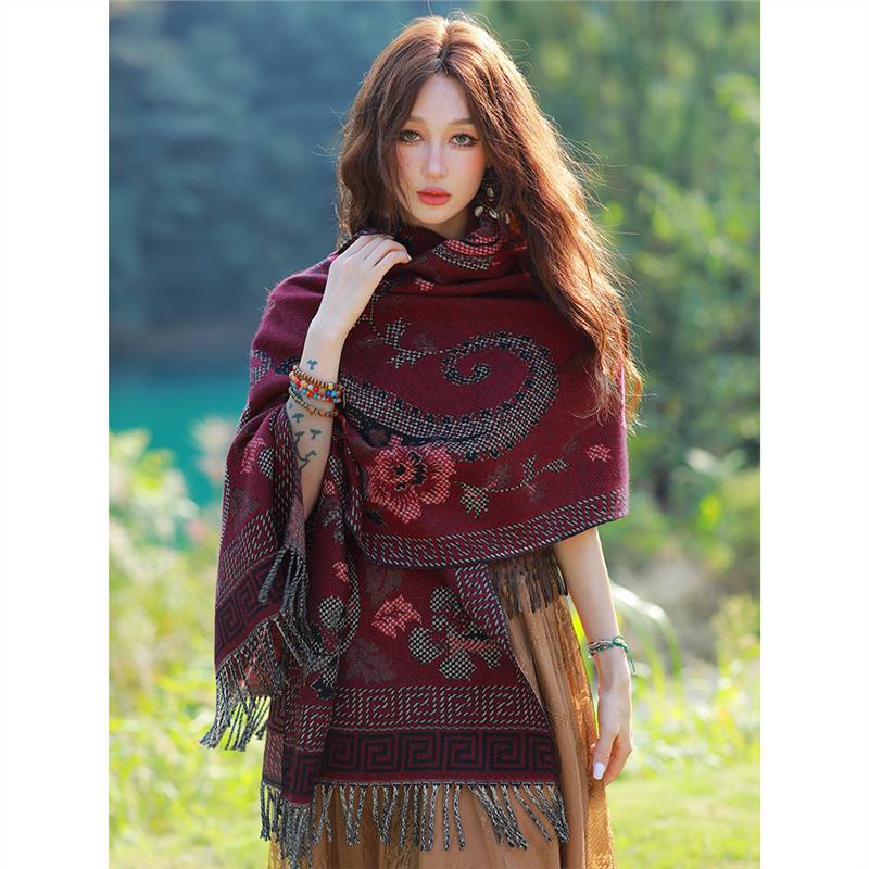 Skin Friendly And Breathable Warm And Versatile Home, Autumn And Winter Women'S Travel Shawl, Thick Cloak, Air Conditioning Blanket