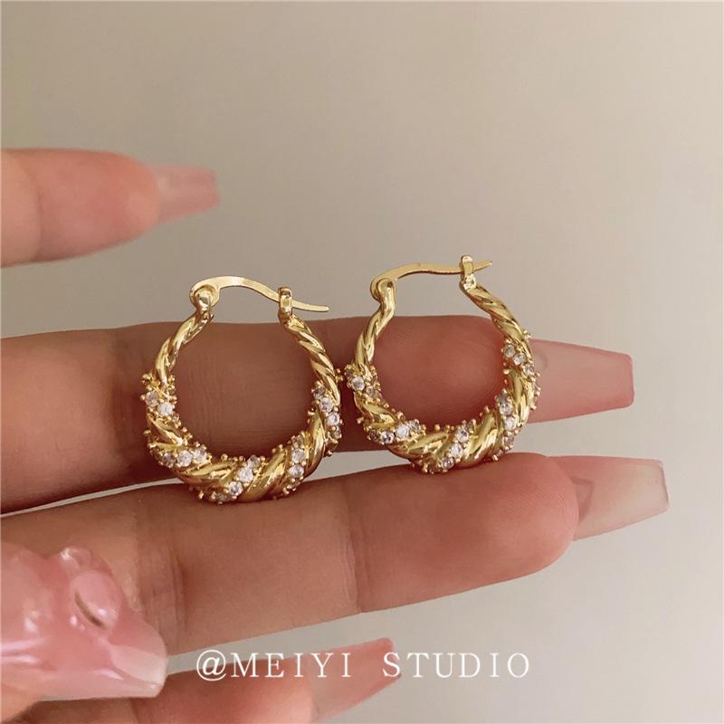 Minimalist Retro French Metal Rhinestone Circle Wrap Earrings