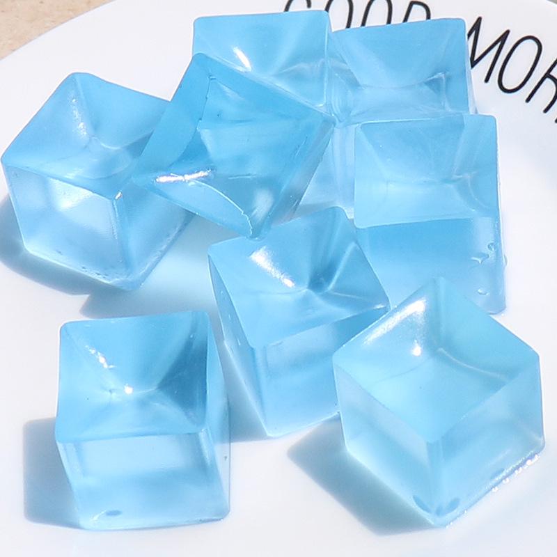 

Ультрапрозрачный быстро восстанавливающийся сквиши-игрушка в виде кубика льда с морской солью небесно-голубой