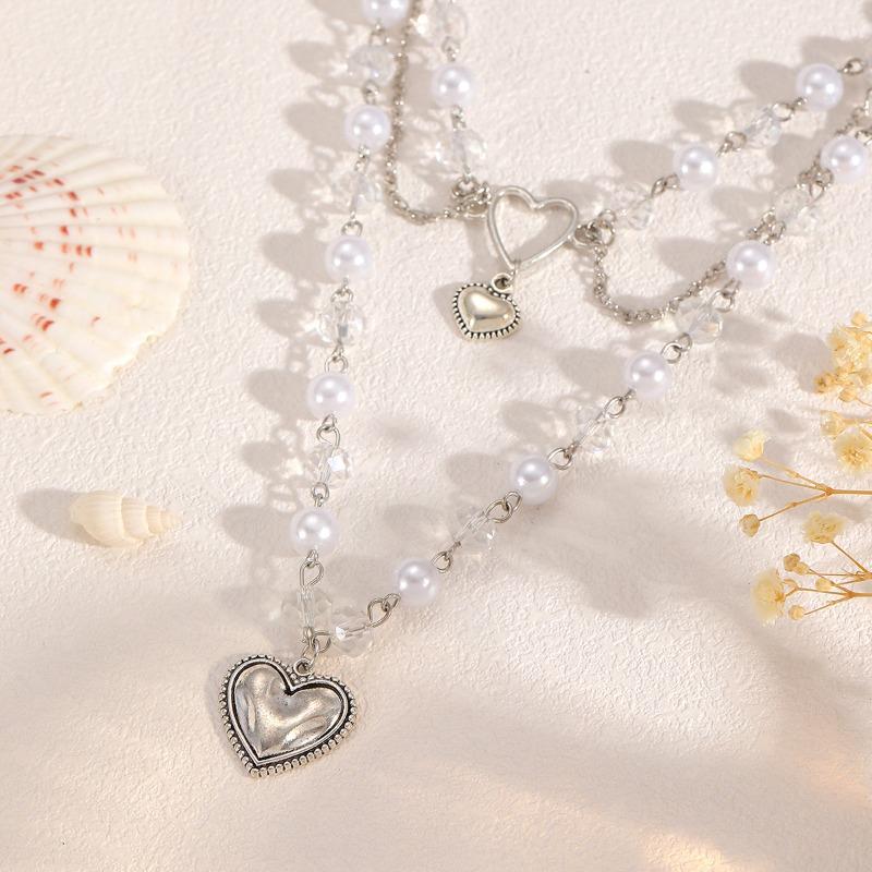Imitation Pearl String Chain Fashion Niche High-end Gothic Love Pendant Necklace Sweater Chain Accessories