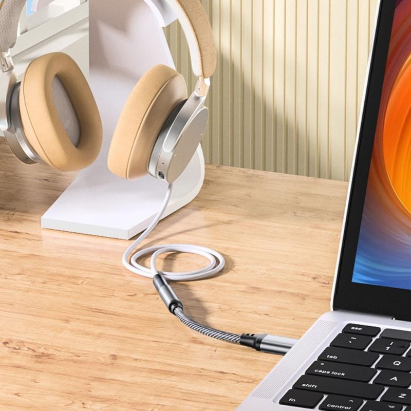 USB To 3.5mm Auditory Adapter External Sound Card for Headphones and Microphones For PC Laptop Widely Used
