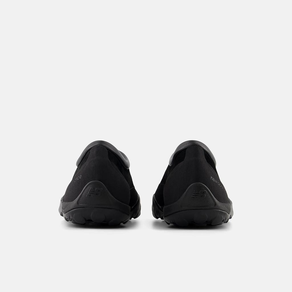 MT10TDS Tokyo Design Studio A New Balance Minimus Black Dockside (Men's)