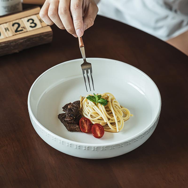 Premium Relief Shallow Bowl Household Ceramic White Bowl Solid Color Tableware Large Bowl Round Western Pasta Bowl Salad Bowl