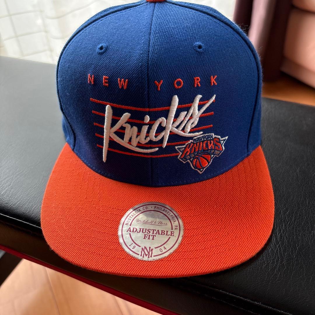 Used Mitchell & Ness New York Knicks Cap