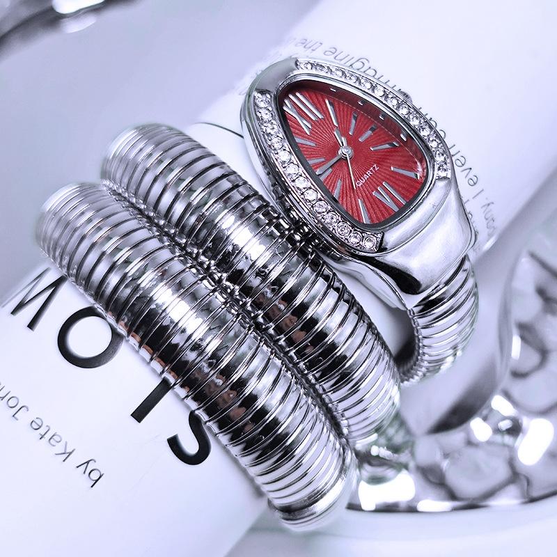 Snake Ladies Bracelet Watch Quartz Watch Personalized Bracelet Watch