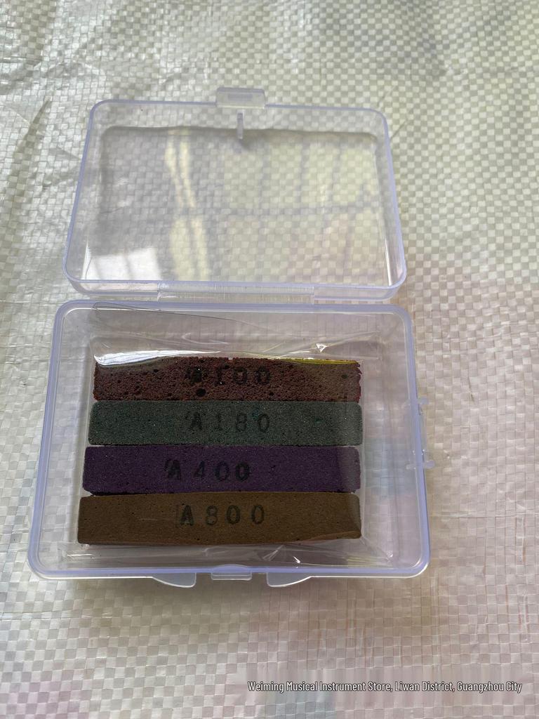 Wsmith Instrument Sanding and Polishing Eraser for Guitar/Bass Strings and Fret Wire Rust and Oxide Removal.