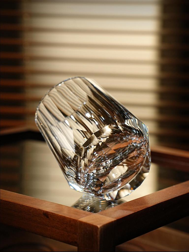 Exquisite Crystal Whiskey & Sake Glasses: Premium Barware