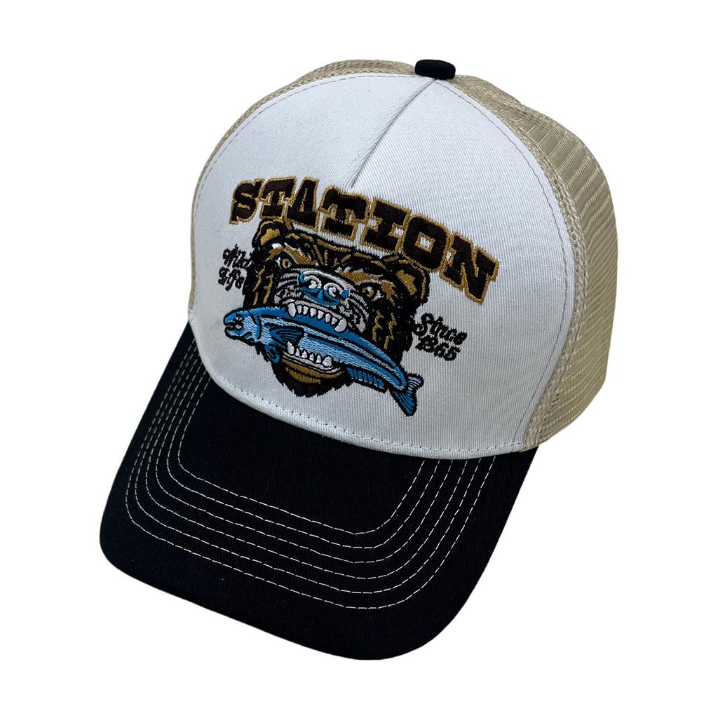 Station Bear Eat Fish Letter Embroidery Male And Female Couple Mesh Truck Driver Hat Shade Baseball Cap