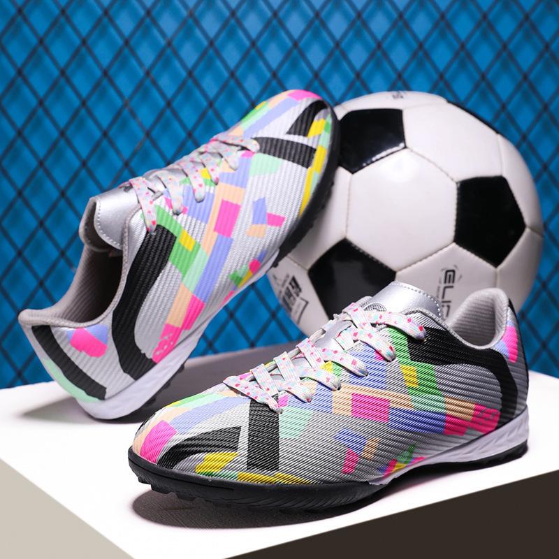 Student Broken Nail Sports Shoes Men and Women Youth Game Grass Football Shoes Long Nails Low Top New Training