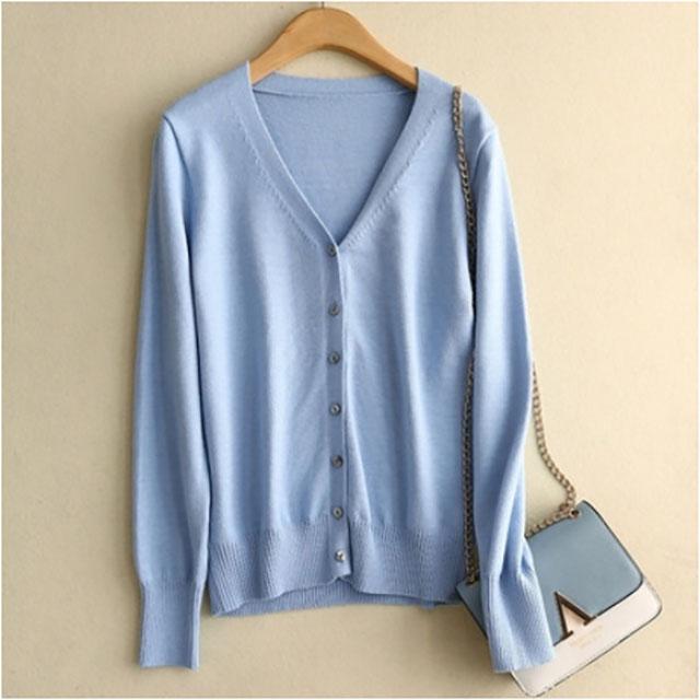Spring and Autumn Women's Korean Version of The Blouse  Solid Color Fashion V-neck High-end Knit Cardigan Short Section Plus Size