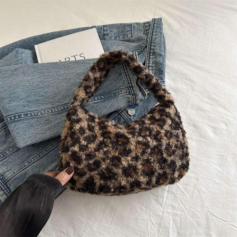 Chic Large Capacity Black White Brown Canvas Crescent Bag Perfect For Everyday Use