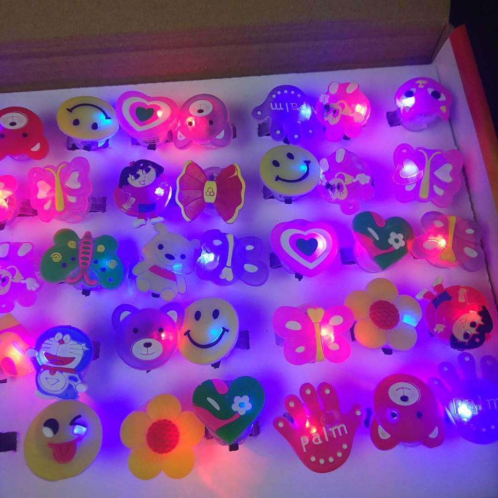 50pcs Halloween Decorations Creative Cute Pumpkin Ghost Eye Rings for Children Halloween Luminous Rings LED Flash Finger Ring