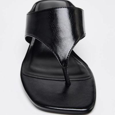 Beach Designer Women Sandals 2025 Summer High Heels Split Toe Slippers Comfy Soft Flip Flops Square Toe Outdoor Ladies Slippers