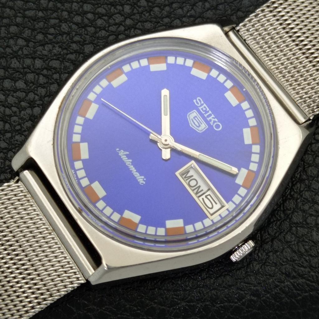 JAPAN VINTAGE SEIKO 5 AUTOMATIC MENS BLUE COLOR DIAL WATCH a701618-5 R206c-a701618