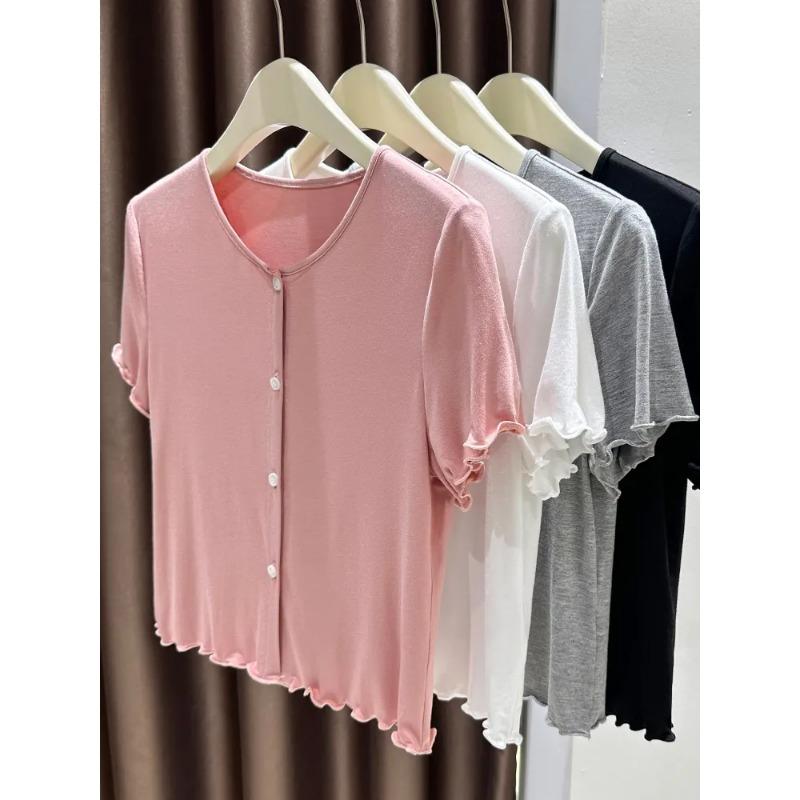 

Women s Ruffle Trim Button-Up Short Sleeve Cropped T-Shirt M